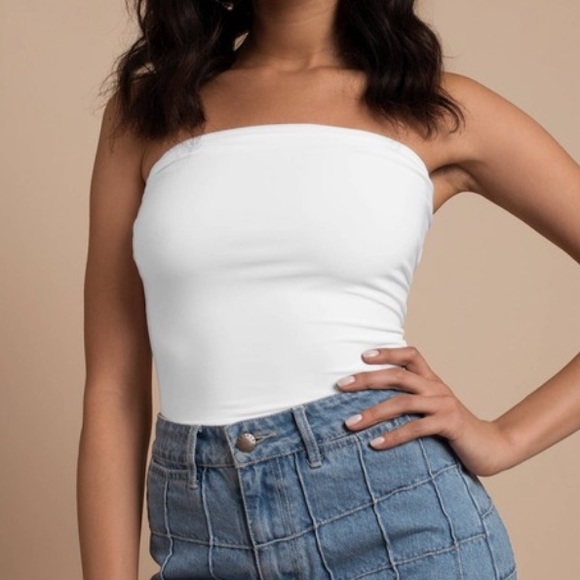 TOBI Lace Up Bodysuit - Picture 2 of 5